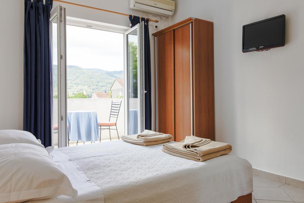 Apartments Marković Stari Grad  Kamer foto