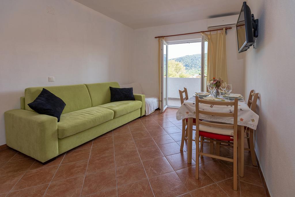 Apartments Marković Stari Grad  Buitenkant foto