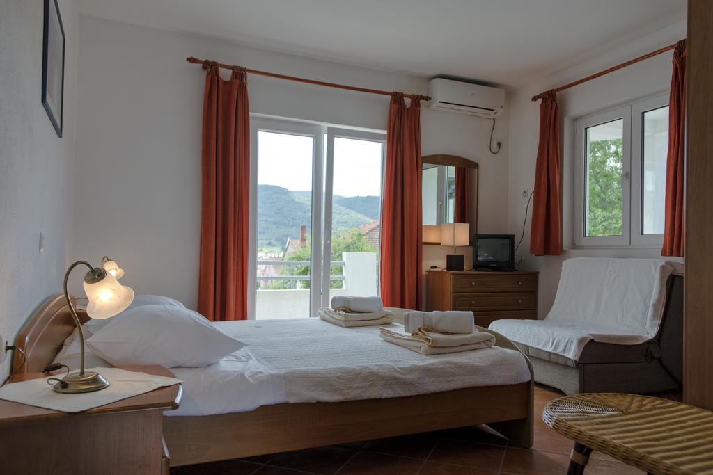 Apartments Marković Stari Grad  Kamer foto